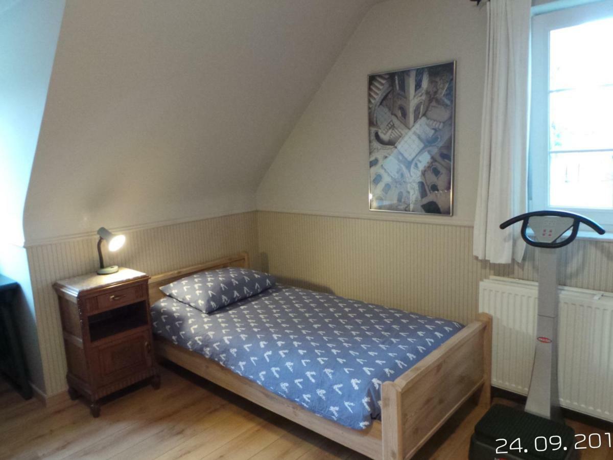 Villa De Ruiter Waasmunster Eksteriør billede